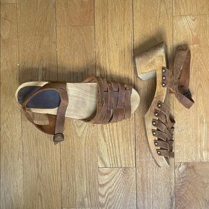 Vintage Neutral Leather Block Heel Sandals